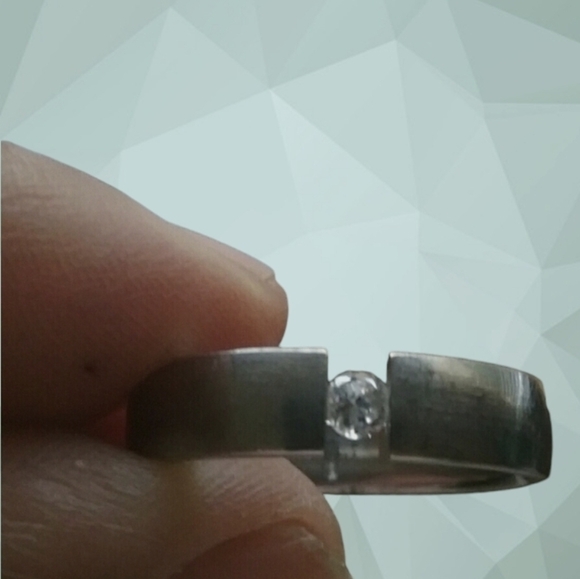 Men's Stainless Steel Ring with center stone-Size 9-EUC - Picture 2 of 6